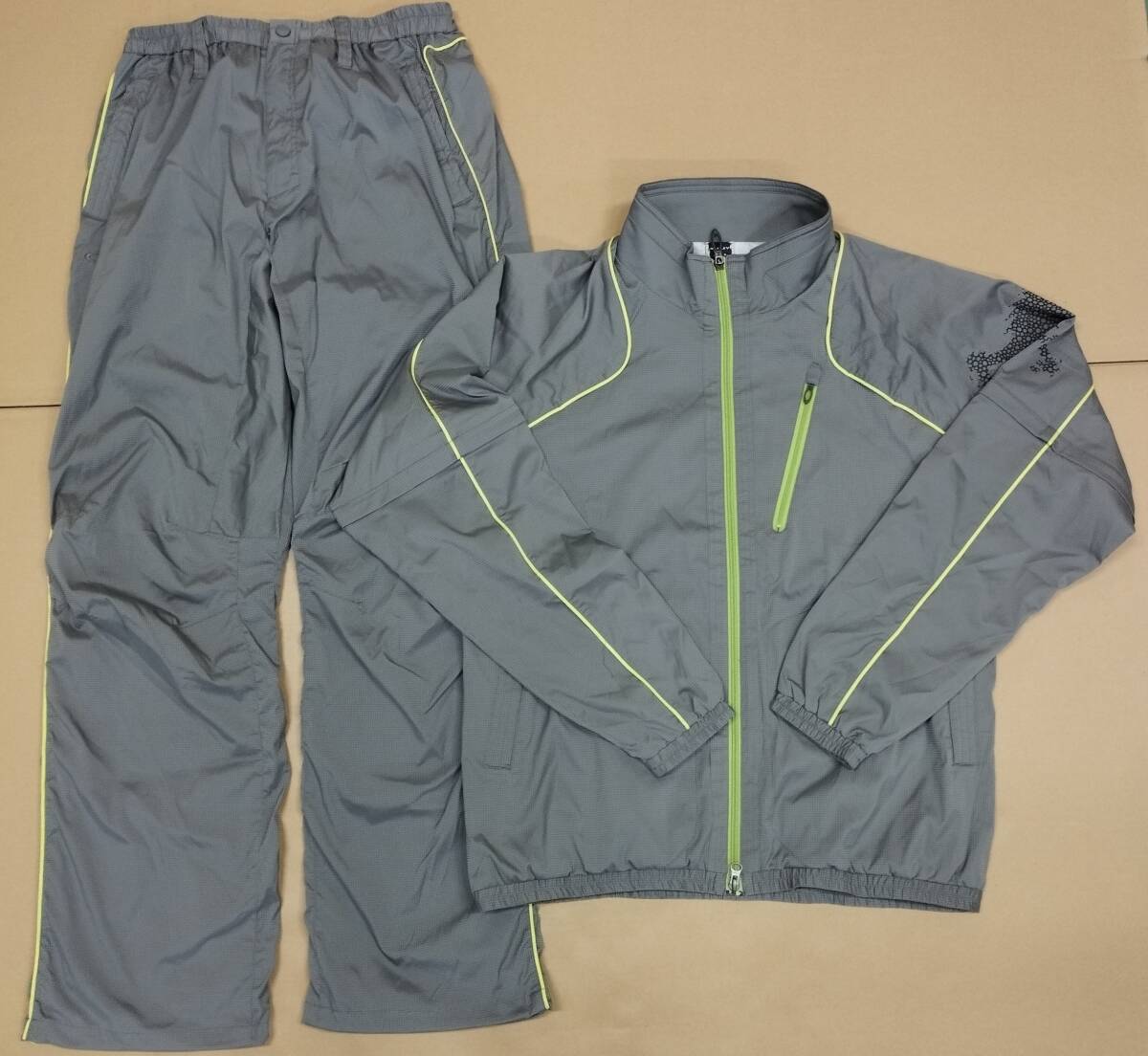 【D13860】OAKLEY ジャージ セットアップ 上下セット トレーニングウェア スポーツウェア　XL　オークリー　グレー_画像1