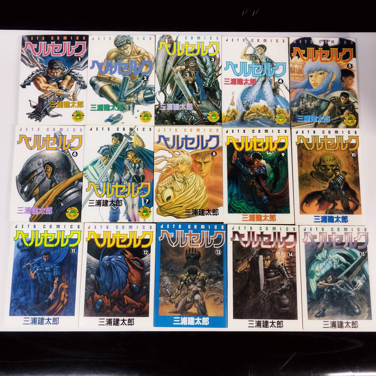 【D22285】ベルセルク　BERSERK　１〜41巻_画像2