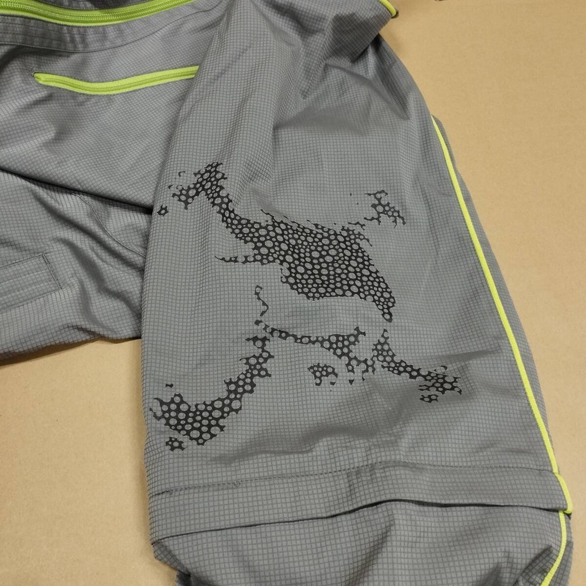 【D13860】OAKLEY ジャージ セットアップ 上下セット トレーニングウェア スポーツウェア　XL　オークリー　グレー_画像4