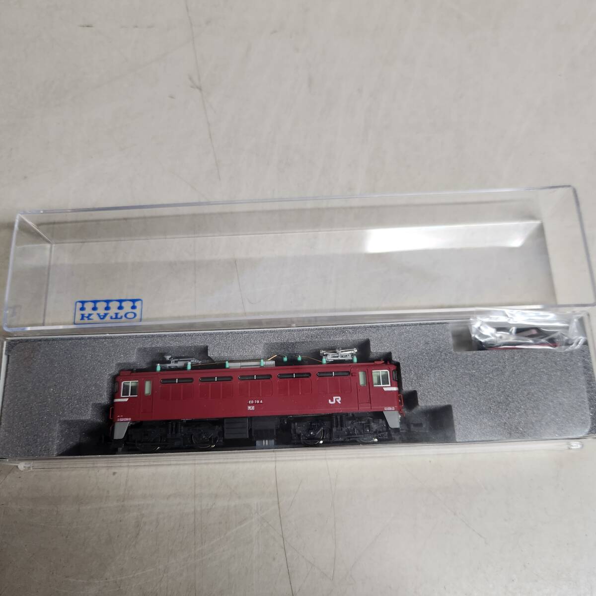 【激安！】KATO 3076-1 ＥＤ７９ 電気機関車シングルアームパンタグラフ　ナンバープレート取付済_画像3