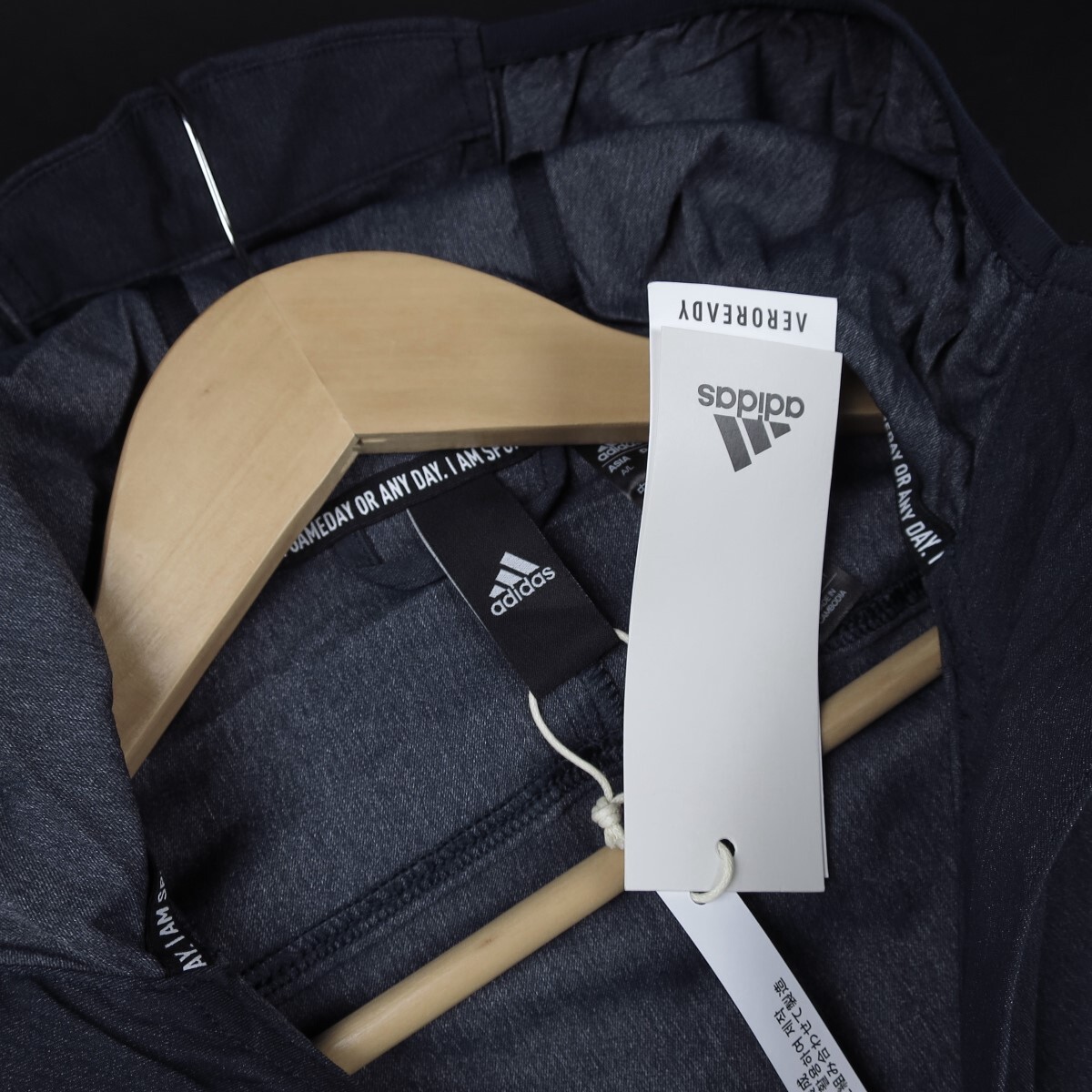 新品 ■ アディダス adidas スリーストライプス デニムライク ウーブンクロスジャケット ウインドブレーカーF22/389紺/【L】定価9350円_画像2