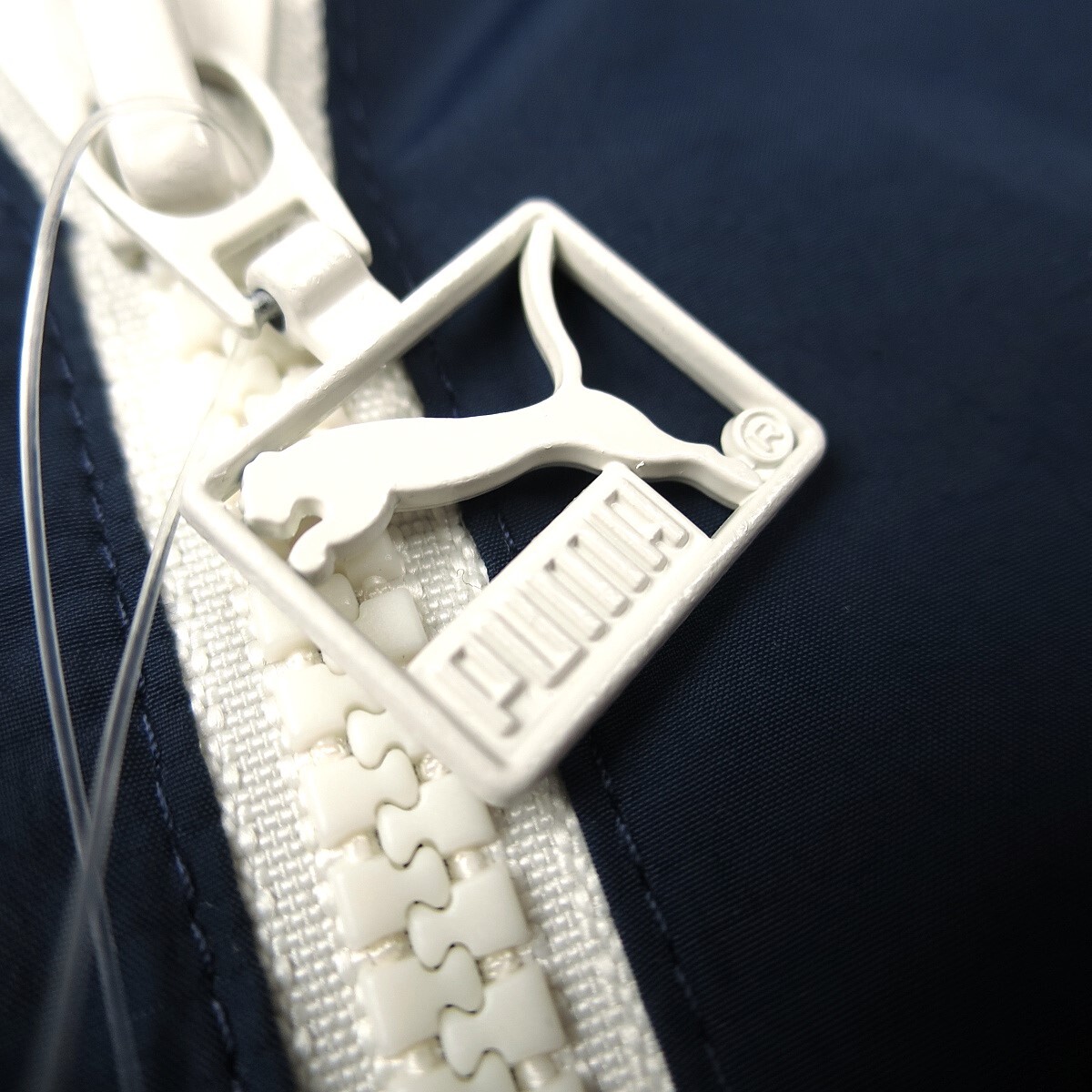 新品 ★ puma プーマ T7 ウーブンジャケット 日本限定 JAPAN LIMITED 092/14紺/【XL】/¥14,300_画像4