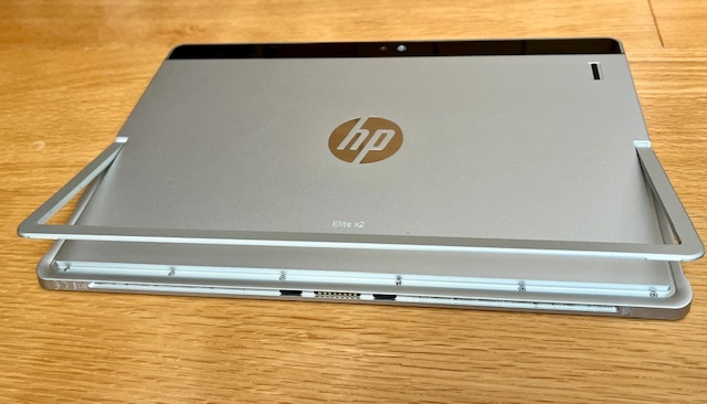 ★動作品 HP Elite x2 1012 G1 M3-6Y30 4GB SSD128GB [T6T57PA#ABJ] Windows 11 Pro ＋Office (KB & AC 付属)_画像6