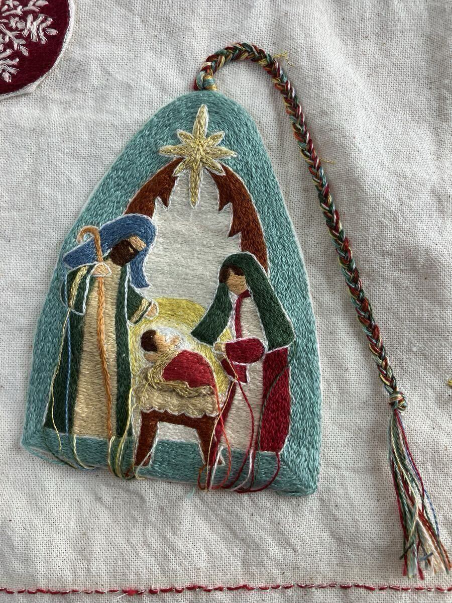 ハンドメイド　手刺繍　エコバッグ　クリスマス柄　刺繍　トートバッグ　sloth._.embroidery_画像4