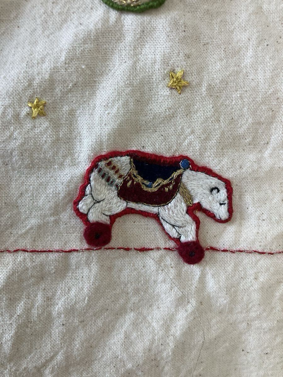 ハンドメイド　手刺繍　エコバッグ　クリスマス柄　刺繍　トートバッグ　sloth._.embroidery_画像8
