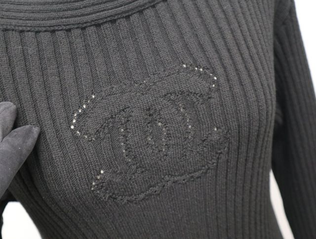 シャネル CHANEL P63137 フロント ココマーク ニット ワンピース サイズ34 ブラック レディース 【中古】 美品 アパレル_画像3