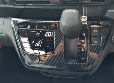 スポーティ全開♪ カーボン ルック シフトパネル カバー ルークス B44A B45A B47A B48A S X ハイウェイスターX オーテック Gターボ_画像1