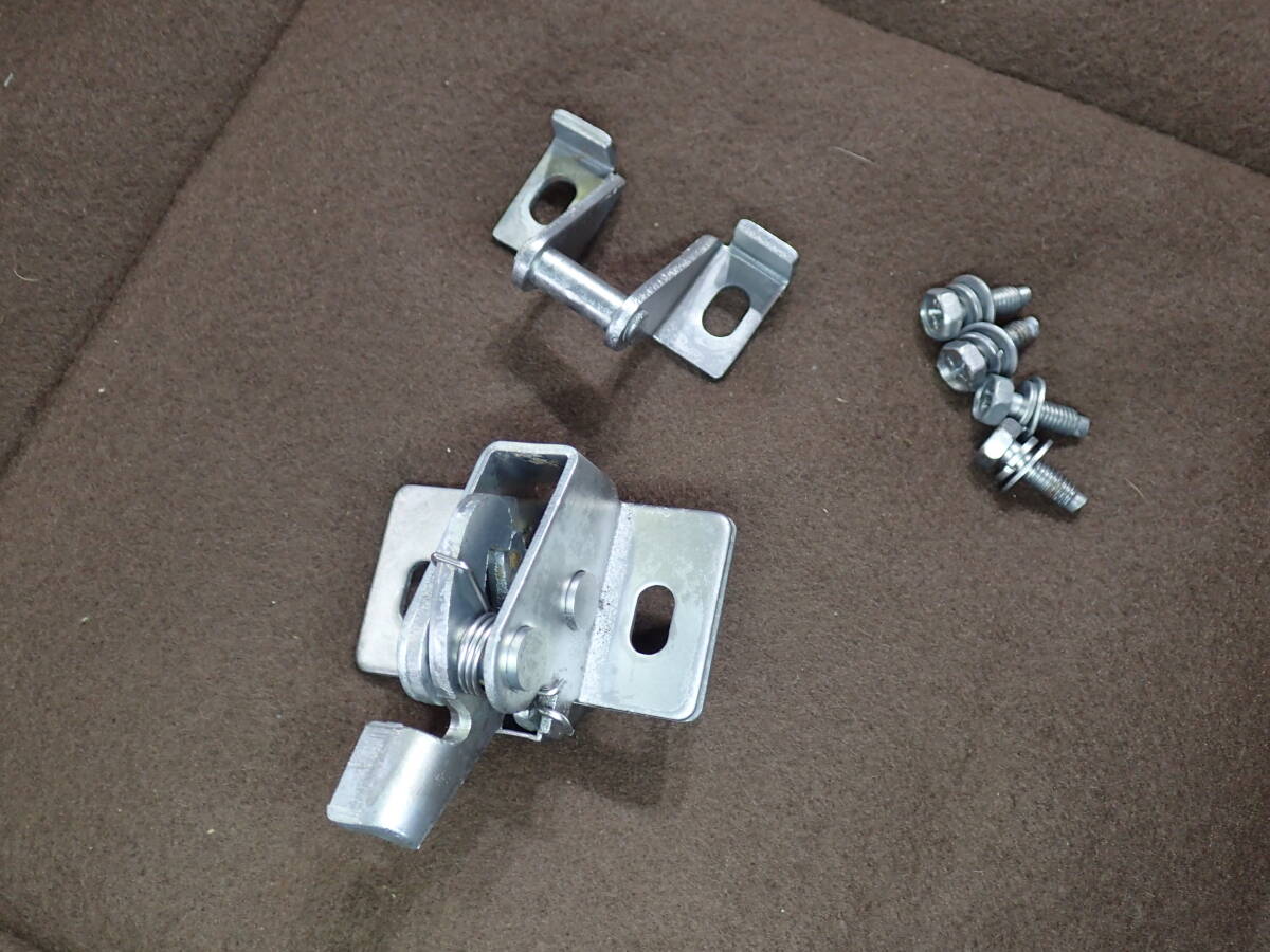 Nissan Fairlady -S30 задняя торцевая дверь блокировка catch