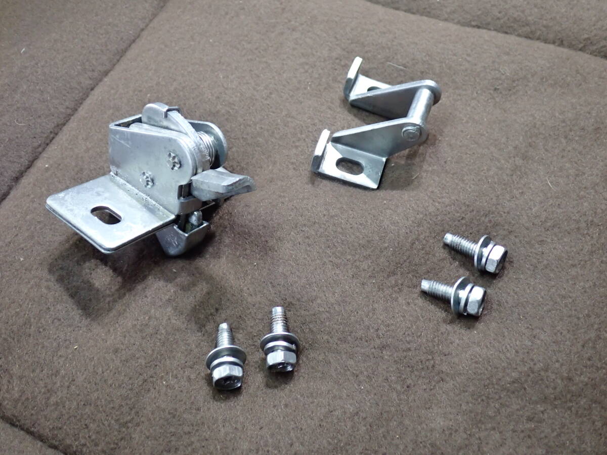 Nissan Fairlady -S30 задняя торцевая дверь блокировка catch