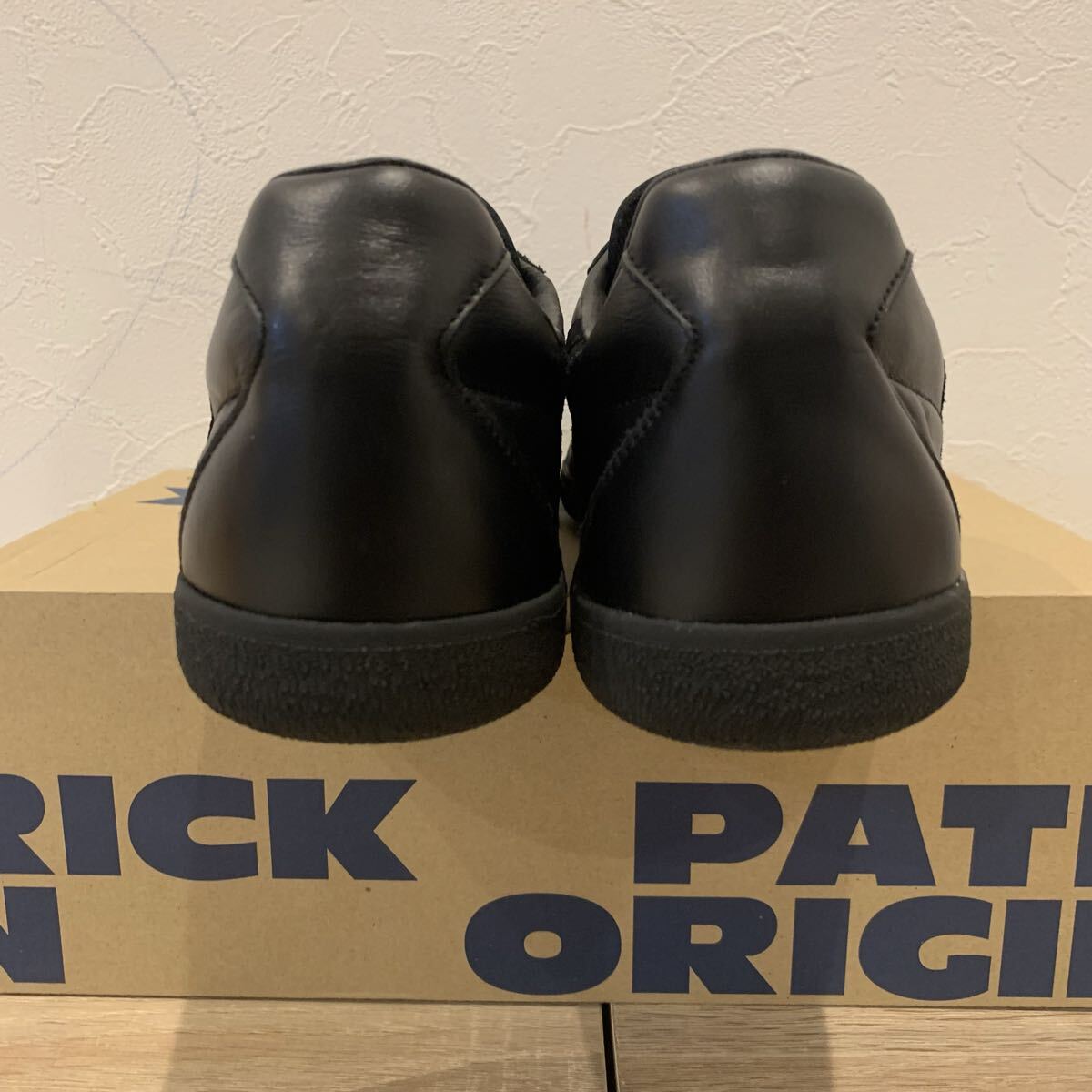 BILLY'S 10 anniversary commemoration PATRICK ORIGIN ARTOIS L 27.5cm / Patrick berry dean marathon bronx cottage liverpool huron COPENHAGEN