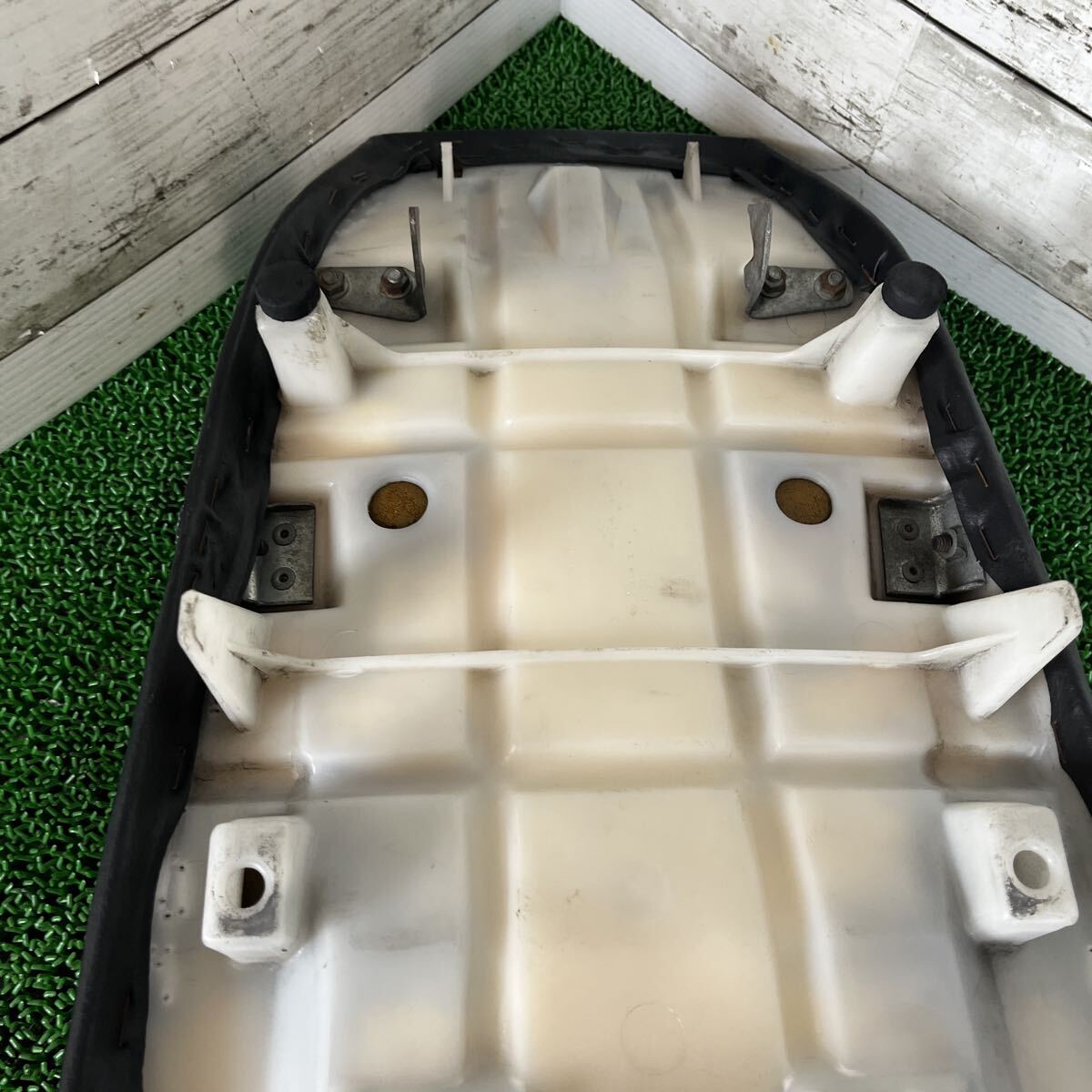 Kawasaki GPX750R シート_画像8