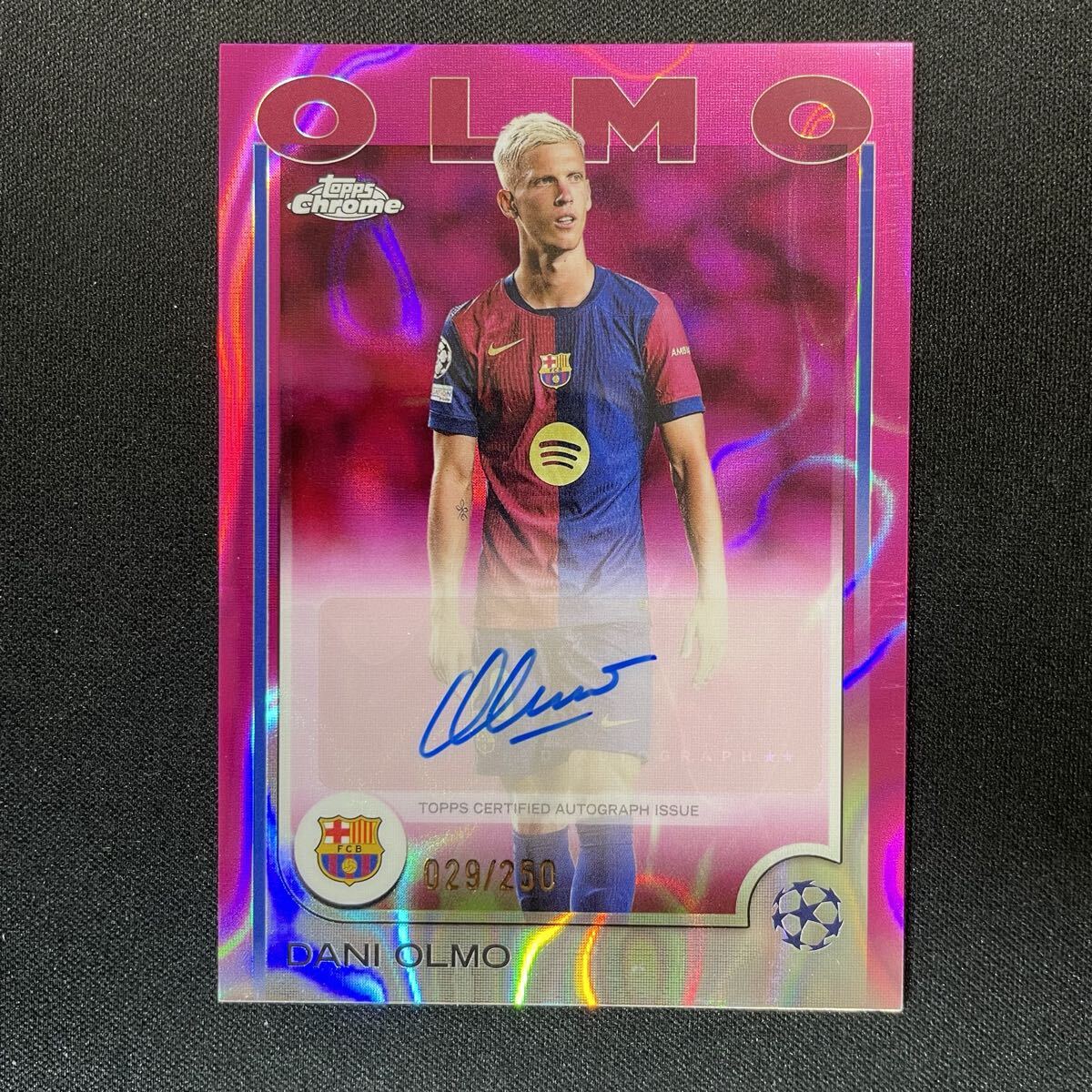 2024-25 Topps Chrome UEFA Dani Olmo Auto Barcelona /250 直筆サインカード ダニ・オルモ_画像1