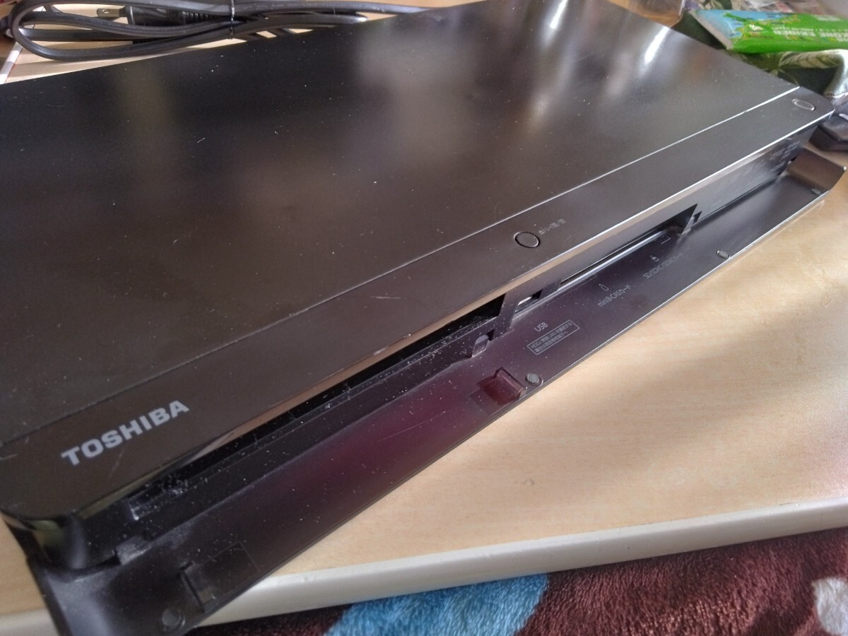 東芝タイムシフトブルーレイレコーダー2TB3チャンネルタイムシフトDBR-T460動作品リモコンカードつきます。_画像3
