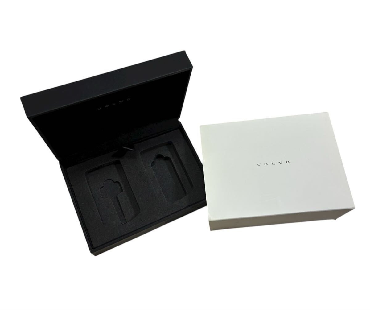 VOLVO ボルボ 純正 ナンバーフレーム 1枚 & キーケース（専用BOX・ポーチ付き）セット 送料無料_画像5
