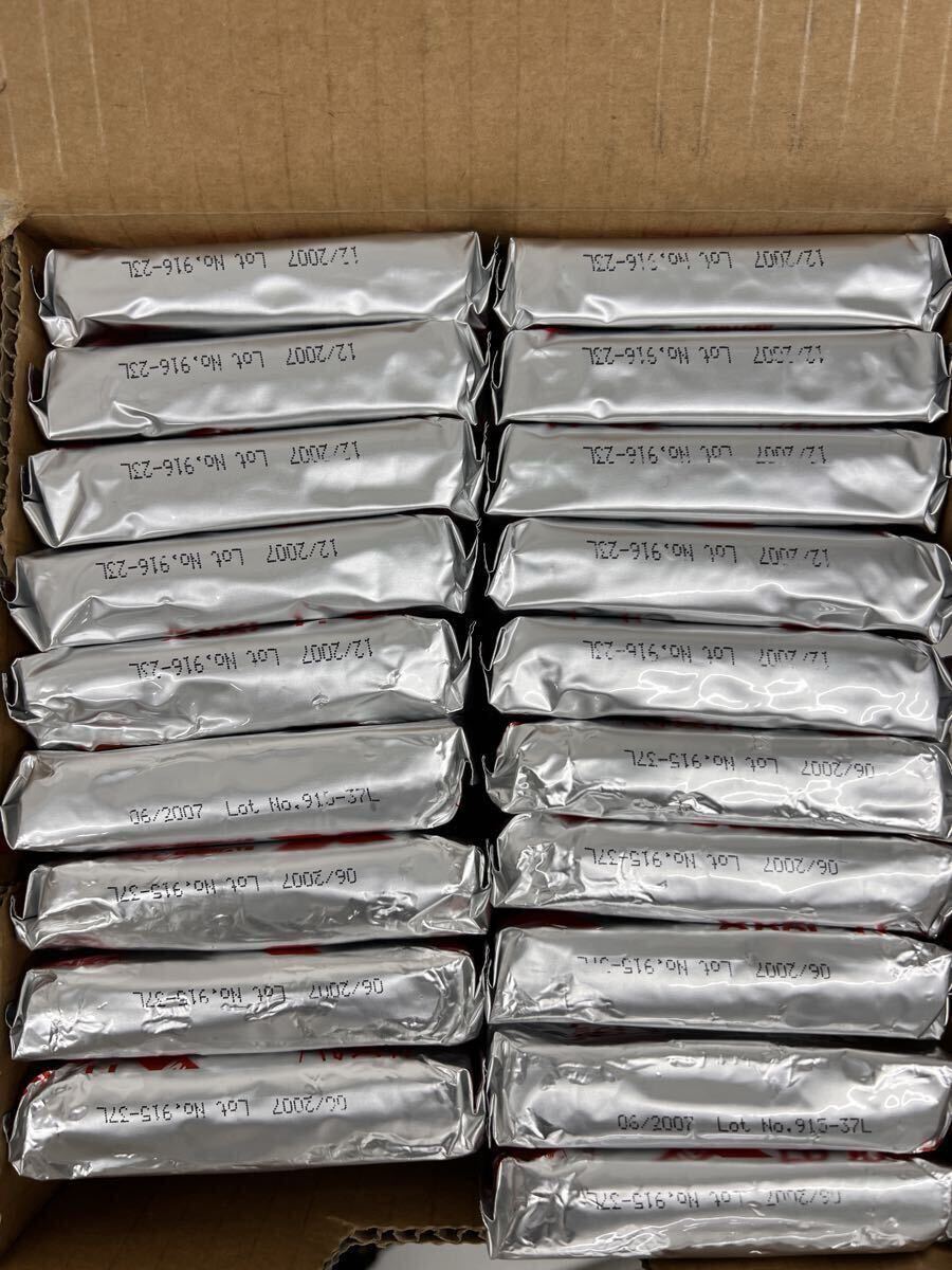 新品!fujifilm instant color film Fp-100c 1本値段!完全冷蔵庫に管理!元カメラマンさんの私物冷蔵庫販売中!ポラロイドフィルム_画像4