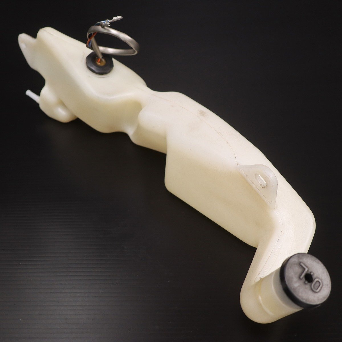  супер-скидка!RGV250 Gamma оригинальный моторное масло бак Assy!VJ22A/1990~/RGV250Γ