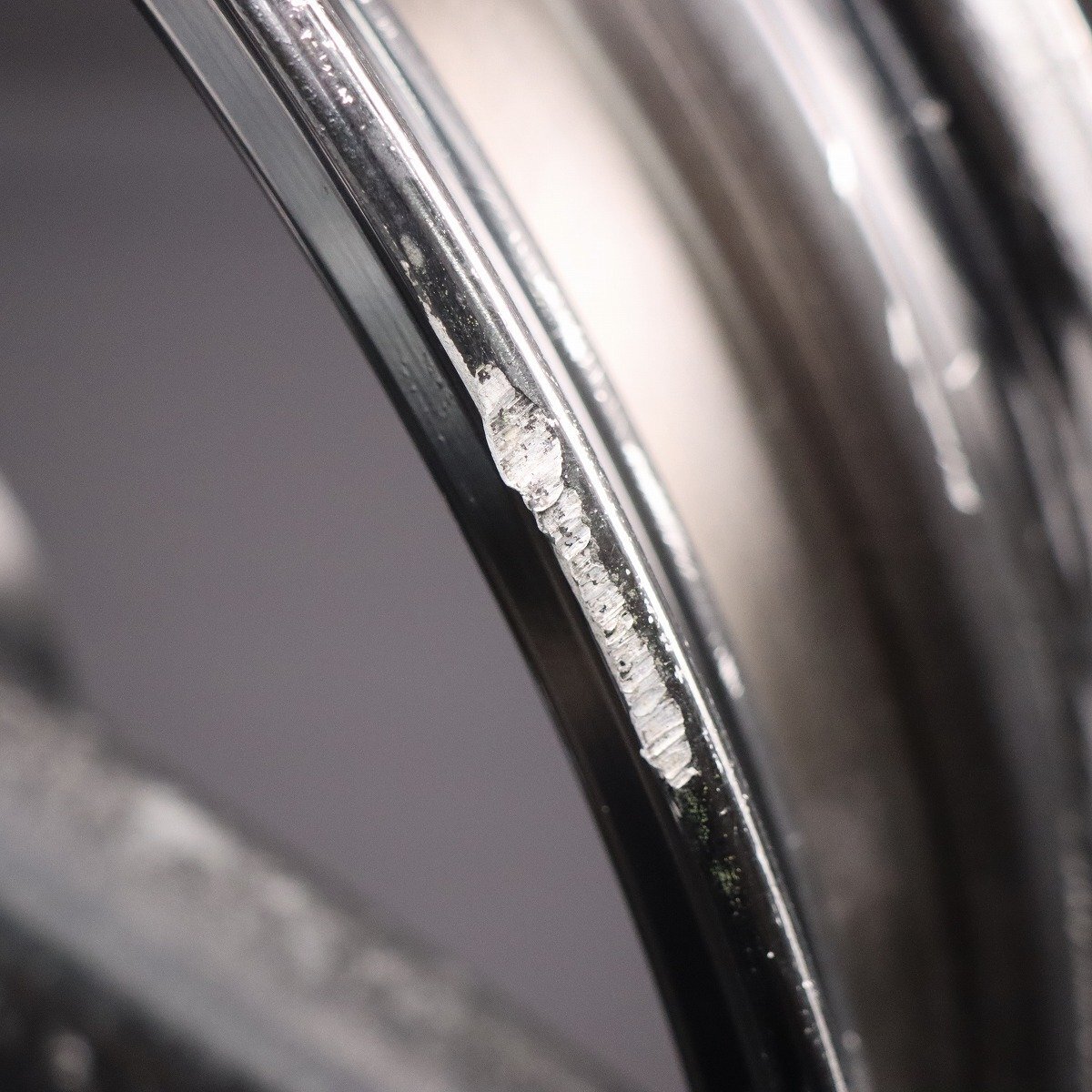 激安！RGV250ガンマ純正フロントホイール！VJ22A/1990～/RGV250Γ_画像8