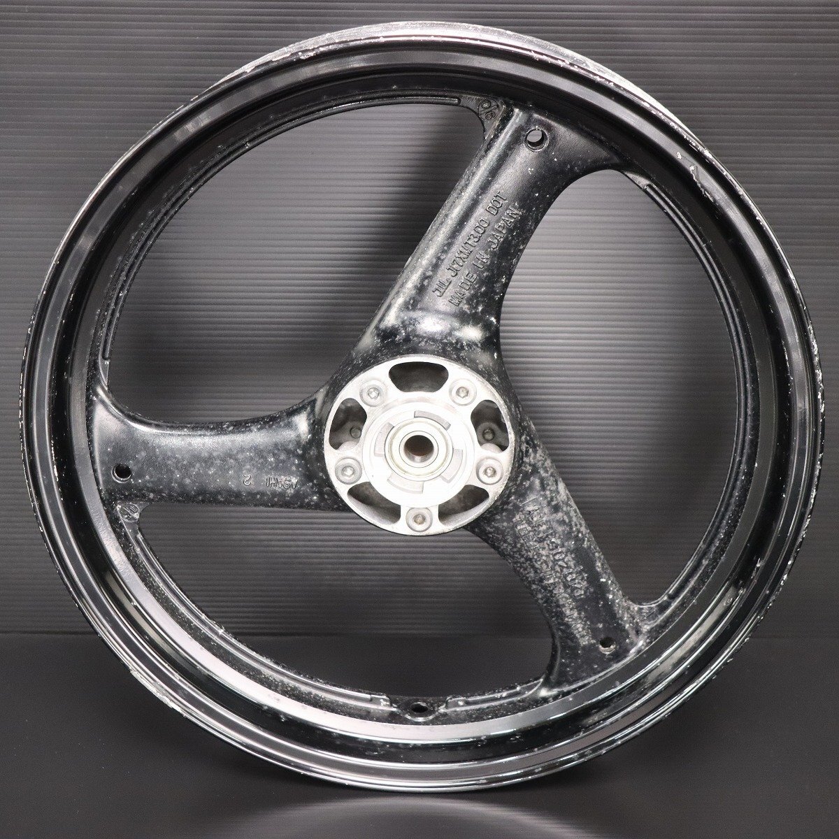 激安！RGV250ガンマ純正フロントホイール！VJ22A/1990～/RGV250Γ_画像4