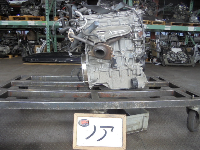 5FW4006 CA2)) トヨタ ノア ZWR80G 前期 ハイブリッド G 純正 エンジン本体 エンジンコンピューター付 150120-B13092/2ZRFXE/走行123048_画像1