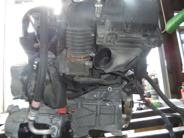 5FW4006 CA2)) トヨタ ノア ZWR80G 前期 ハイブリッド G 純正 エンジン本体 エンジンコンピューター付 150120-B13092/2ZRFXE/走行123048_画像7