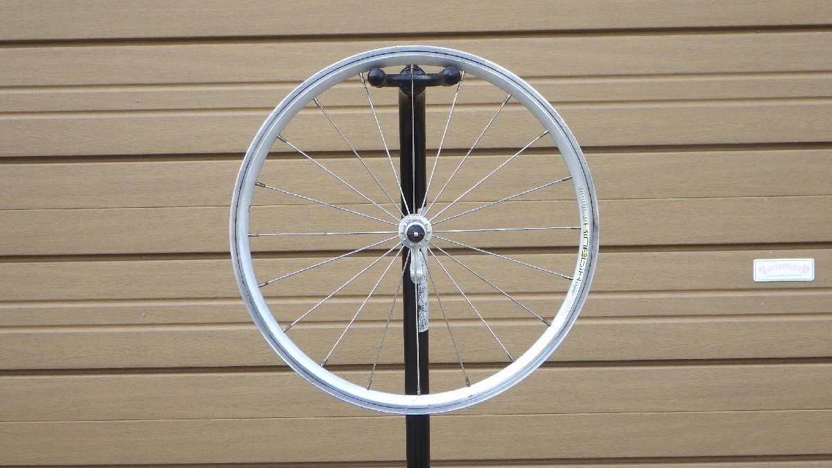 ☆管111 74ミリ幅 20インチ 406×17 前輪_画像1