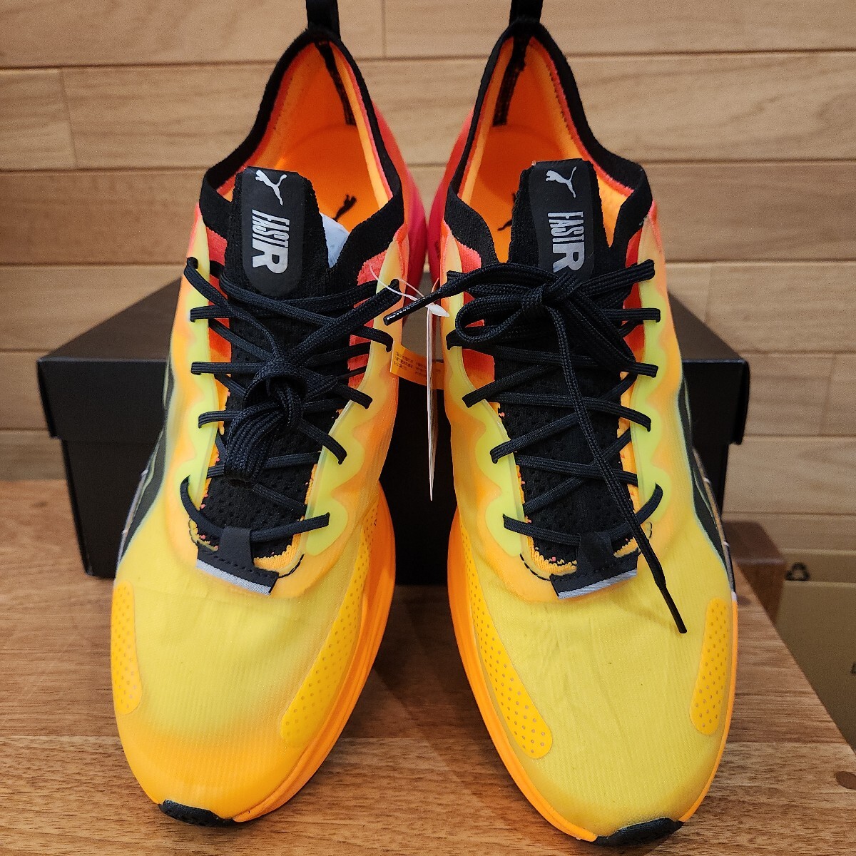 売り切り！ 28.5cm 新品正規品 プーマ(PUMA) ランニングシューズ FAST-R ニトロ エリート ファイアーグロー 377598 01 レーシング用 厚底_画像7