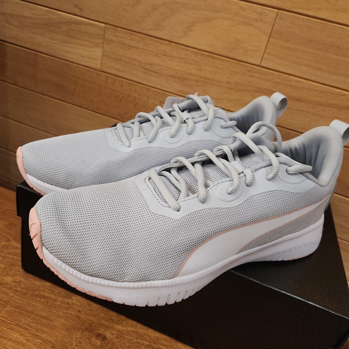 26cm новый товар стандартный товар Puma (PUMA) Flyer Flex серый / белый мужской бег обувь спортивные туфли SoftFoam+ specification