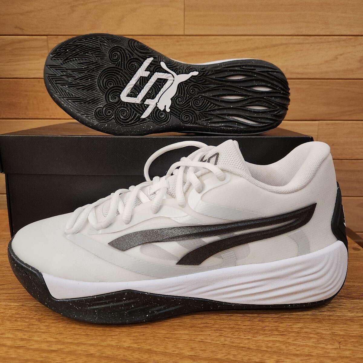 26cm 新品正規品 プーマ(PUMA) STEWIE 2 TEAM ステューウィー2 チーム 379082 メンズ バッシュ ホワイト×ブラック ブレアナ ステュワート_画像2