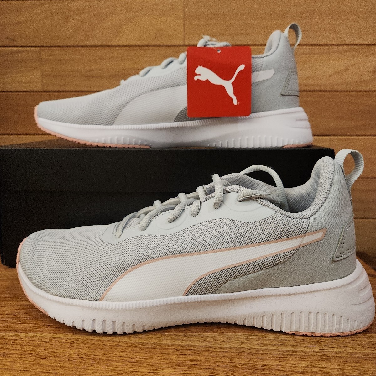 26.5cm 新品正規品 プーマ(PUMA) フライヤー フレックス グレー/ホワイト メンズ ランニングシューズ スニーカー SoftFoam+仕様_画像1