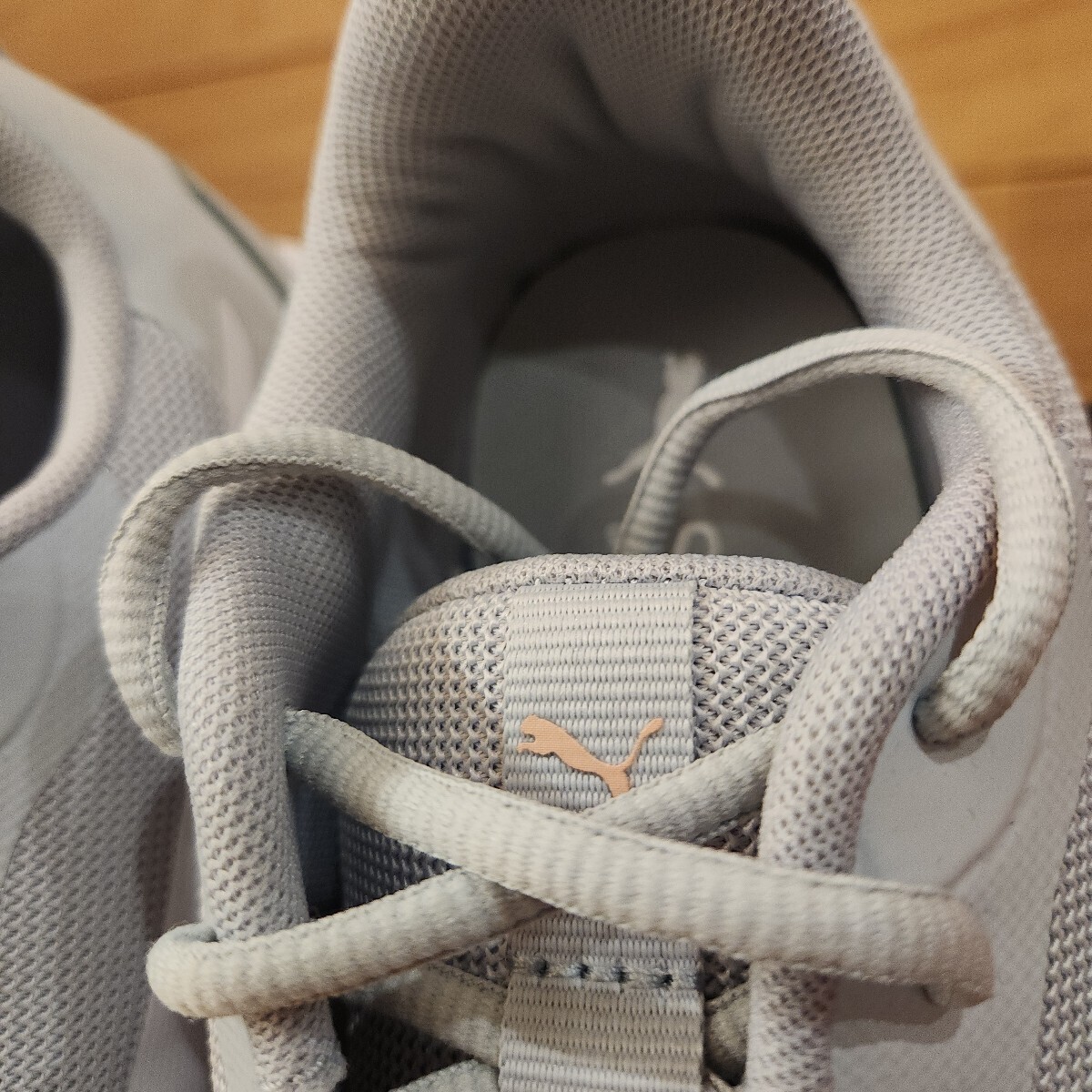 26.5cm 新品正規品 プーマ(PUMA) フライヤー フレックス グレー/ホワイト メンズ ランニングシューズ スニーカー SoftFoam+仕様_画像7