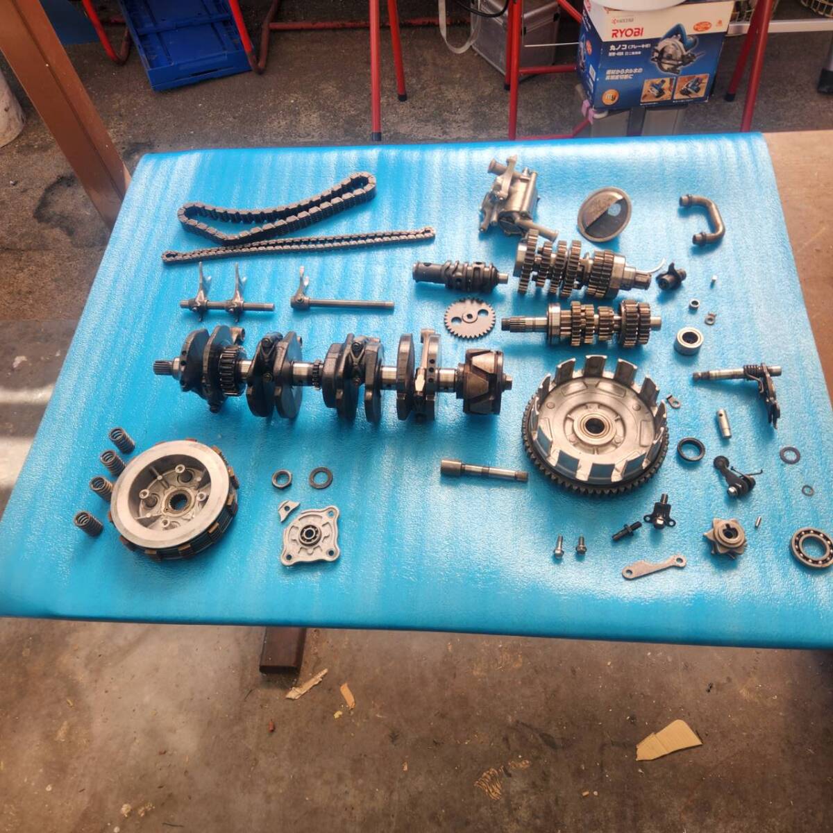 HONDA CBX550 кривошип трансмиссия прочее 