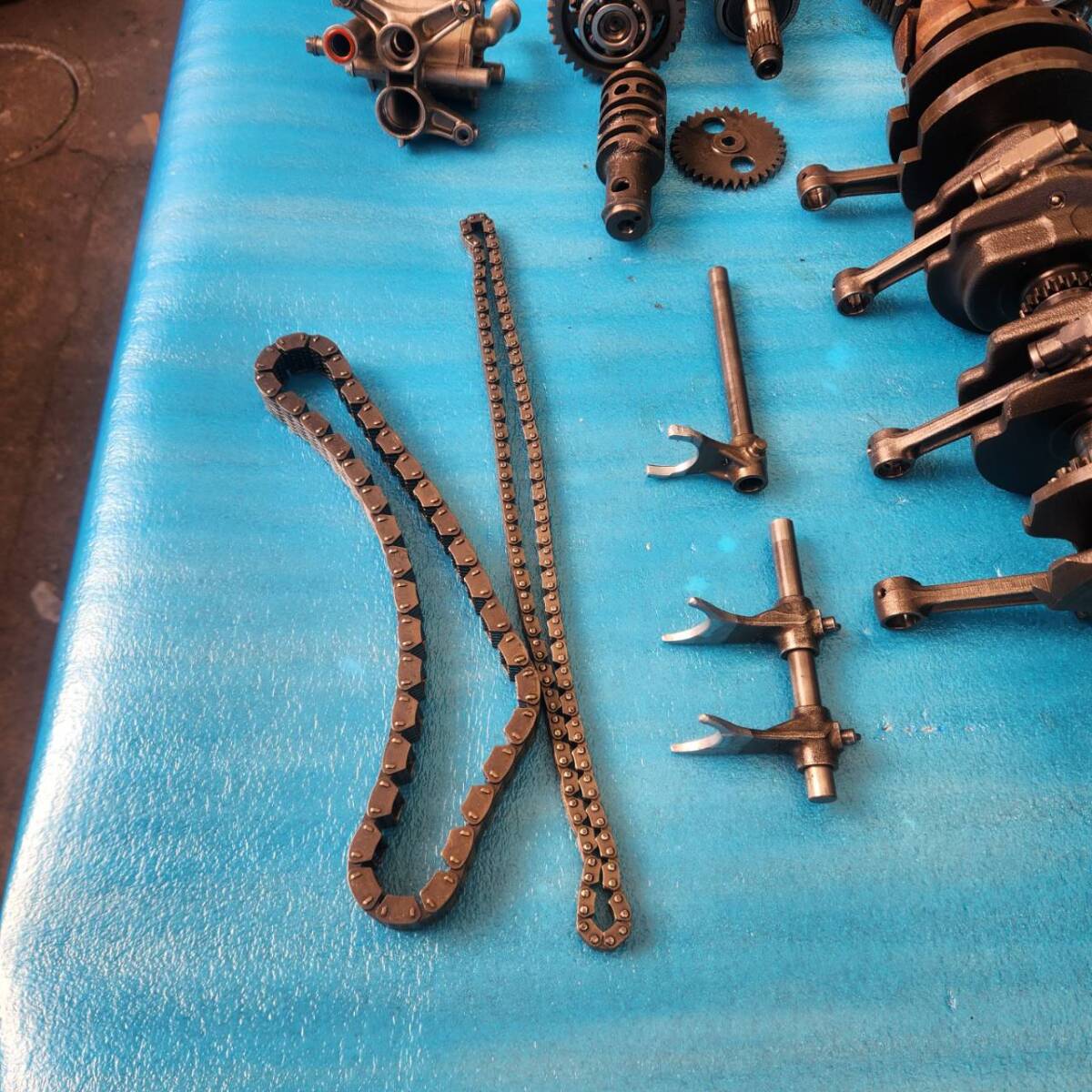 HONDA CBX550 кривошип трансмиссия прочее 