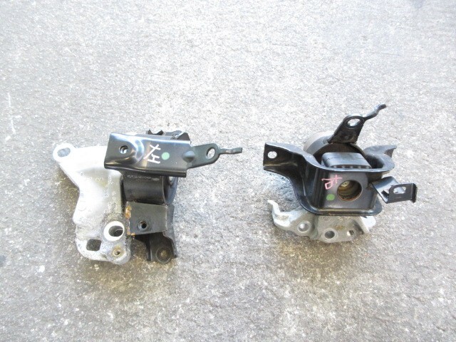 R5年 タント ファンクロス 5BA-LA650S エンジンマウント ミッションマウント 204535 4770_画像2