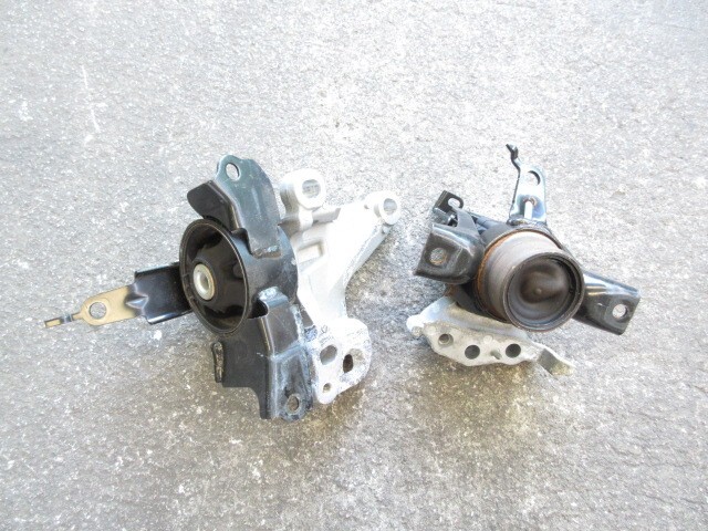 R5年 タント ファンクロス 5BA-LA650S エンジンマウント ミッションマウント 204535 4770_画像5