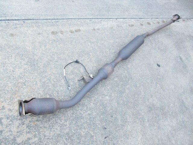 23年 ノア DBA-ZRR70G フロントマフラー エキゾーストパイプ 17410-37450 204789 4774_画像2