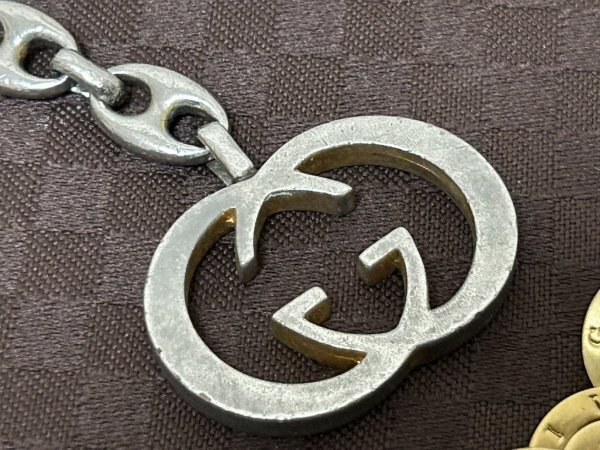 ブランド小物　まとめて　GUCCI　グッチ　GIVENCHY　ジバンシイ　フェラガモ　等　キーリング　キーホルダー　ボタン　カフス　等_画像6