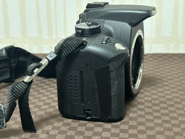 Canon Canon EOS Kiss Digital N DS126071 цифровой однообъективный зеркальный принадлежности большое количество RS60-E3 текущее состояние 