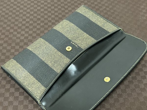 FENDI Fendi длинный кошелек длинный бумажник pe can рисунок FF бренд кошелек текущее состояние товар 