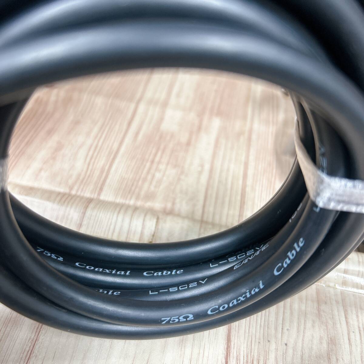 【01】CANARE カナレ Coaxial cable 75Ω L-5C2V 106 2M40CM ケーブル 中古品 送料600円_画像3