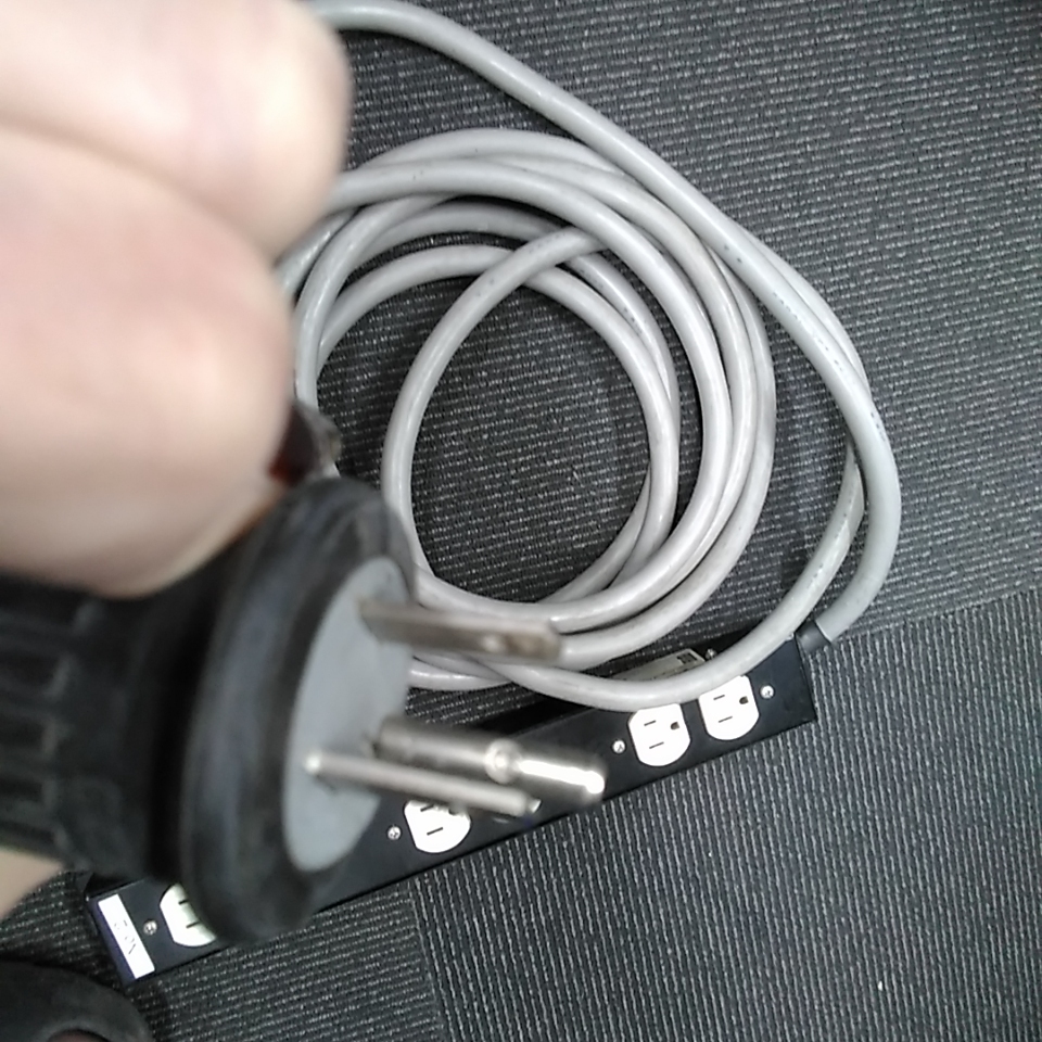 【04】メレック　コンセントユニット　A-010　AC100V　15A　2個セット　中古品_画像7