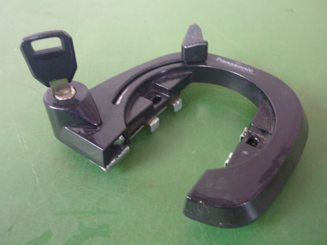 Panasonic 電動アシスト自転車 汎用 キーアッセンブリ(バッテリーロック/ホイールロック)■（管7111612）_画像2