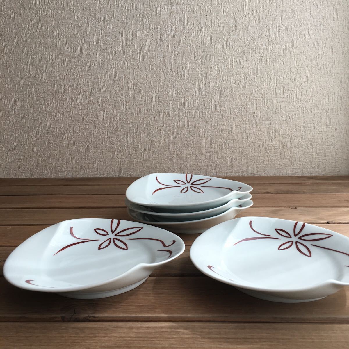 橘吉たち吉 赤絵花中皿5枚セット 銘々皿天ぷらお刺身皿おもてなしお正月◆送料込み◆即配送◆_画像6