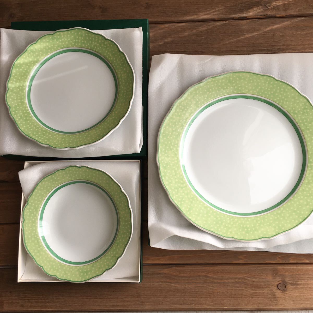 フッチェンロイターHutschenreutherサマードリームプレート3種セット未使用品 グリーンドット◆送料込み◆即配送◆_画像1