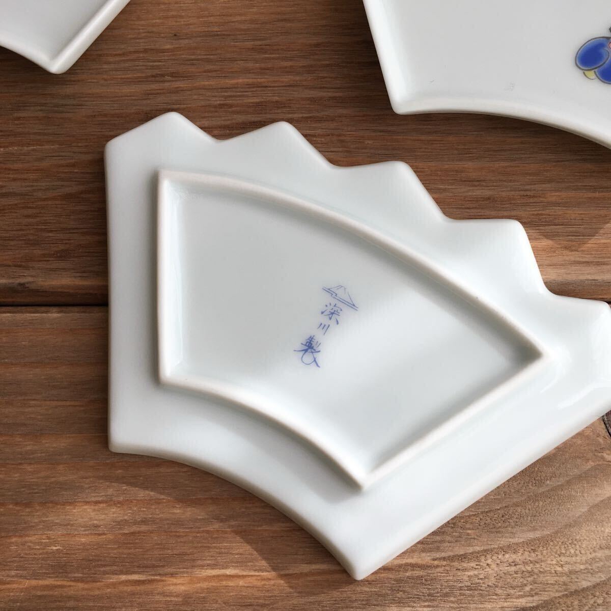 有田焼深川製磁 六歌仙 扇形変形小皿5枚セット未使用品◆送料込み◆即配送_画像6