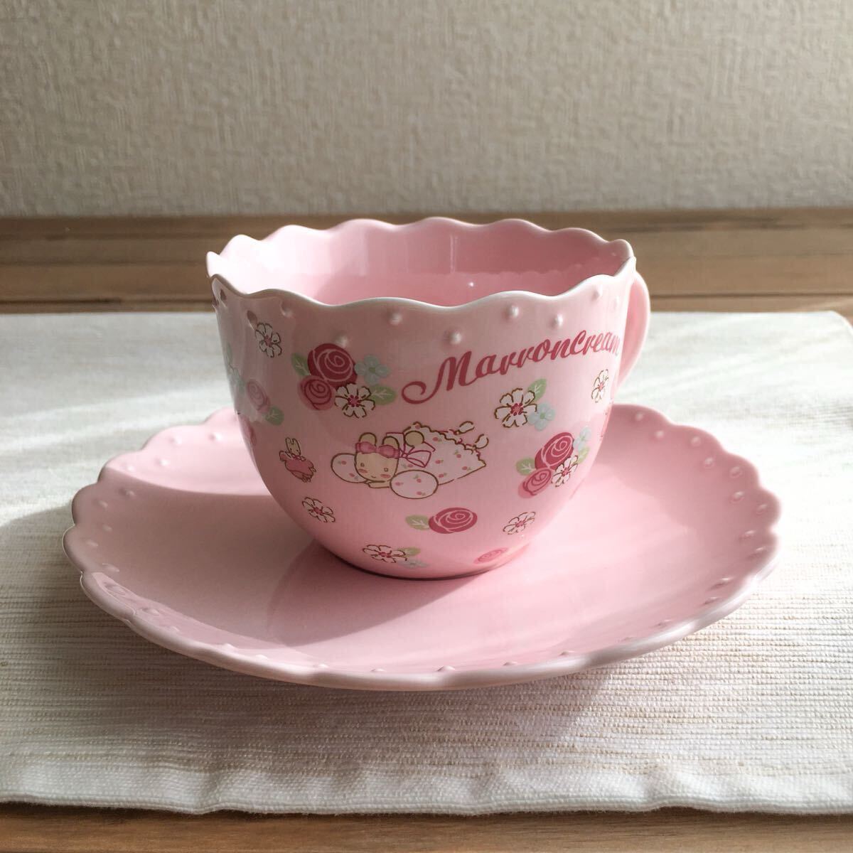 サンリオSANRIOマロンクリーム カップ＆ソーサー未使用品 陶器製ピンクコーヒーカップ_画像2