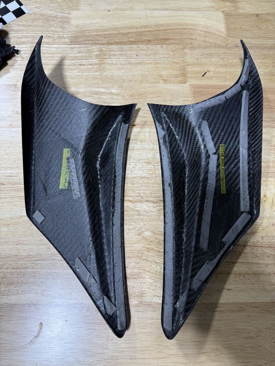 BRZ ZD8 ドライカーボン製フロントバンパーサイドカバー axis parts製_画像2