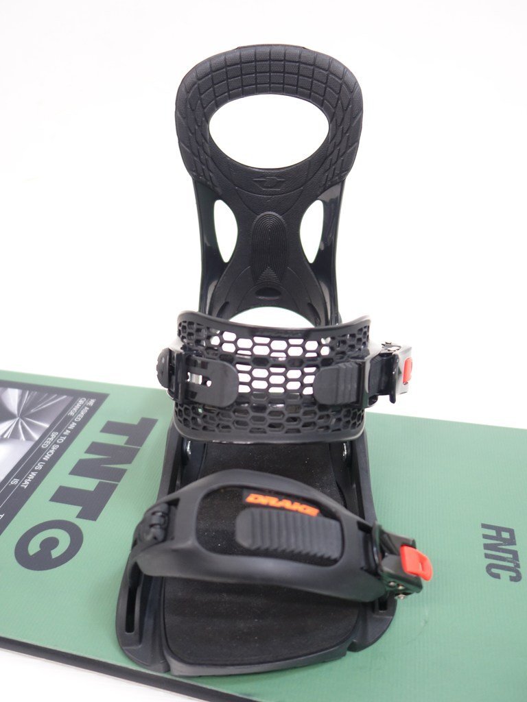 中古 2023-2024 FNTC TNT-C エフエヌティーシー ティーエヌティーシー 157cm DRAKE ドレイク スノーボードビンディング付き 40168-1_画像5