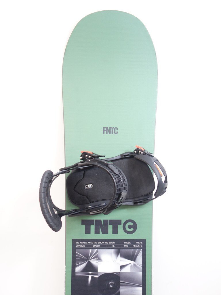 中古 2023-2024 FNTC TNT-C エフエヌティーシー ティーエヌティーシー 157cm DRAKE ドレイク スノーボードビンディング付き 40168-1_画像2