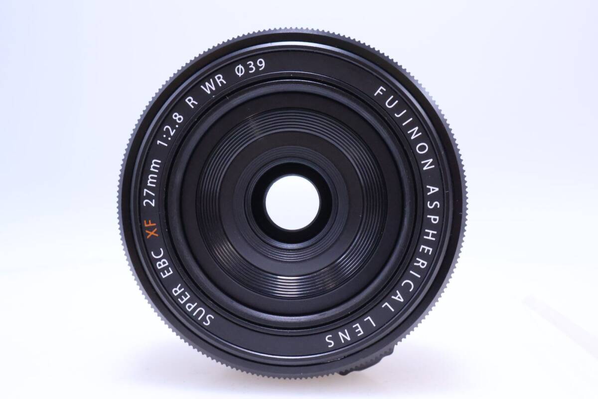 【極美品】FUJIFILM XF27mm F2.8 R WR 防塵防滴耐低温 絞りリング F 交換レンズ フジノン 単焦点 パンケーキ_画像7