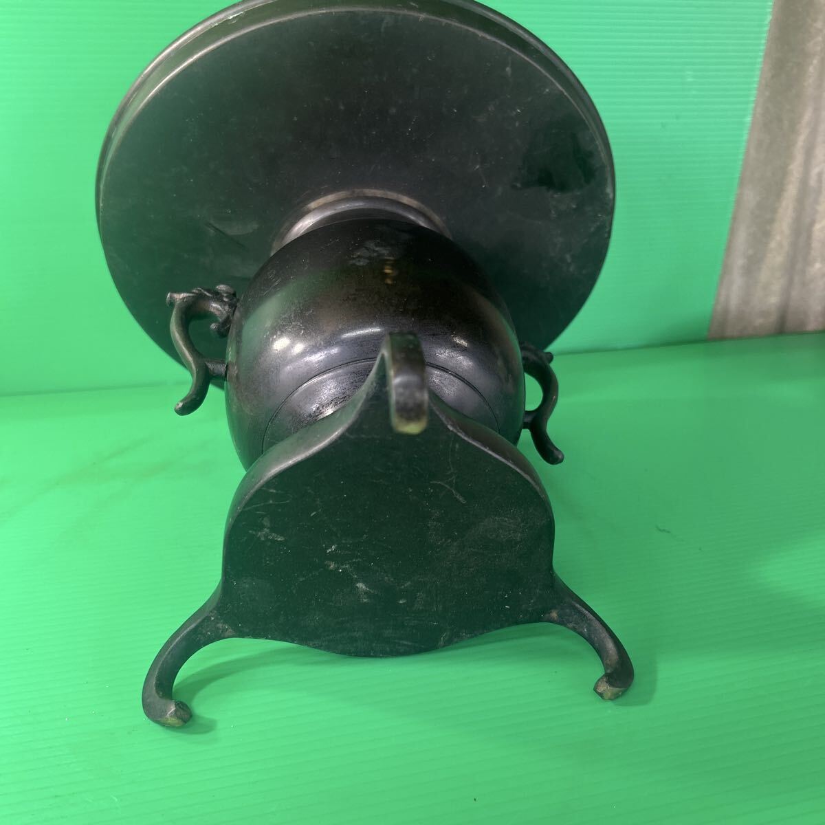 華道具　薄端　骨董　アンティーク　旧家蔵出し　中国　唐物　銅製　花器 池坊薄端 うすばた 水盤 花器 花道具 華道　生花　生け花　現状品_画像10